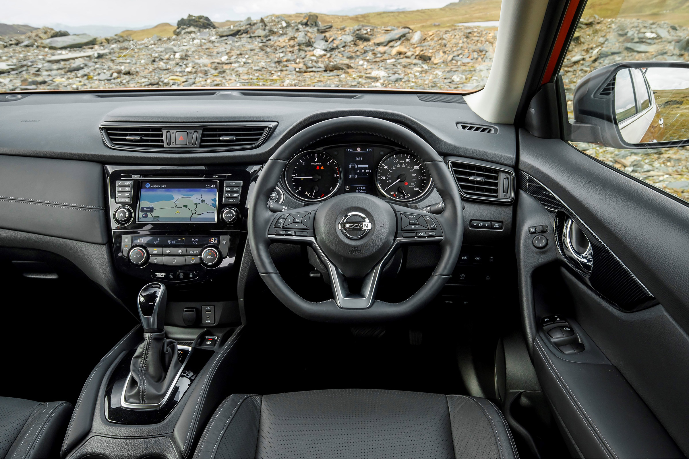 Nissan X-Trail - dash