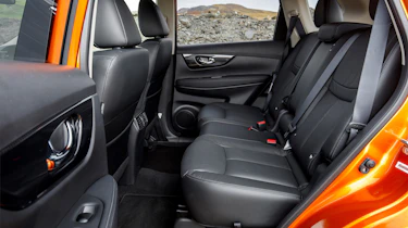 Nissan X-Trail - rear seats