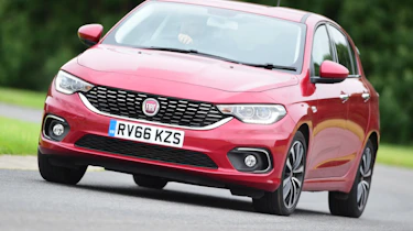 Triple test - Tipo - front quarter