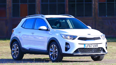 New Kia Stonic - front quarter