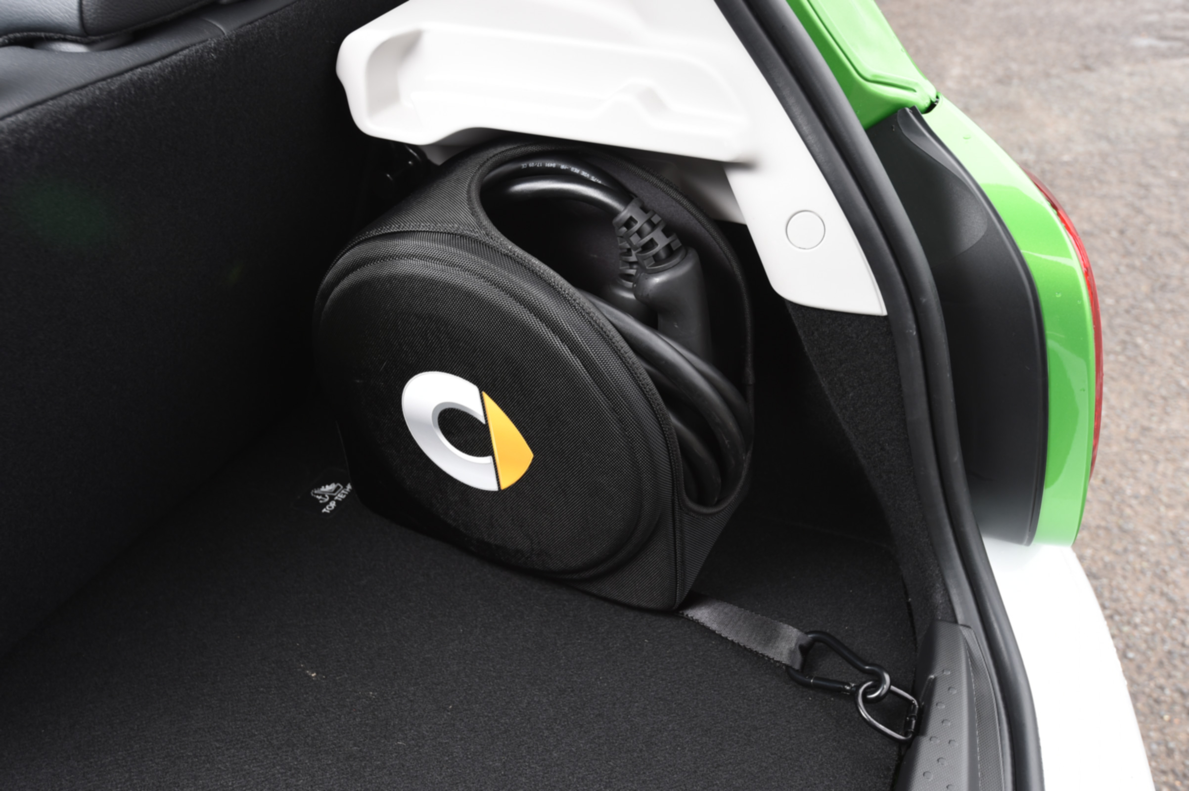 Smart ForFour ED - boot corner