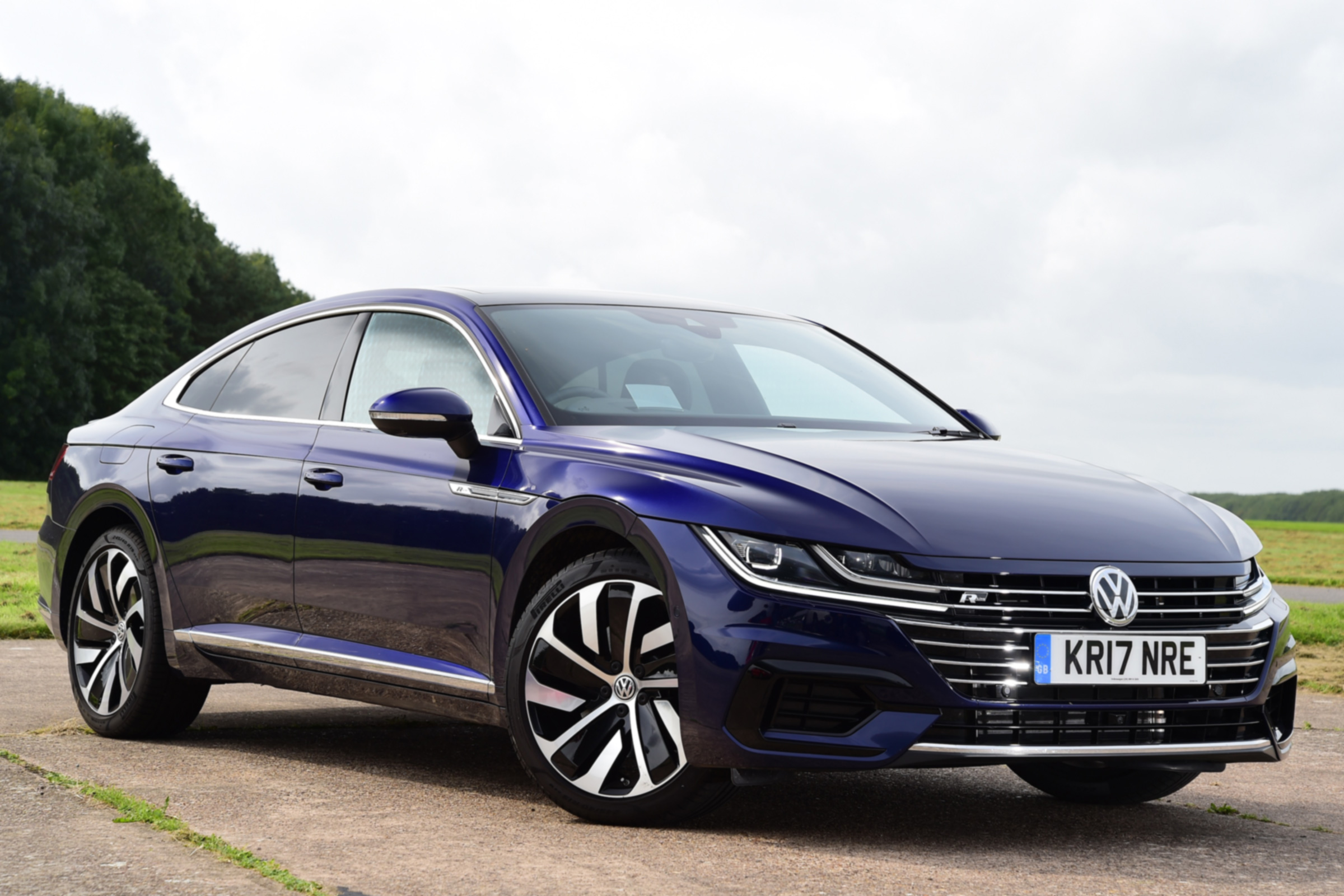 Twin test - VW Arteon - static front