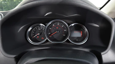 Dacia Sandero Stepway - dash
