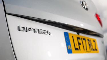 Kia Optima Sportswagon PHEV - Optima badge