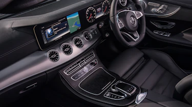 Mercedes E-Class Cabriolet - front seats