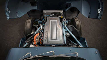 Jaguar E-Type Zero - engine
