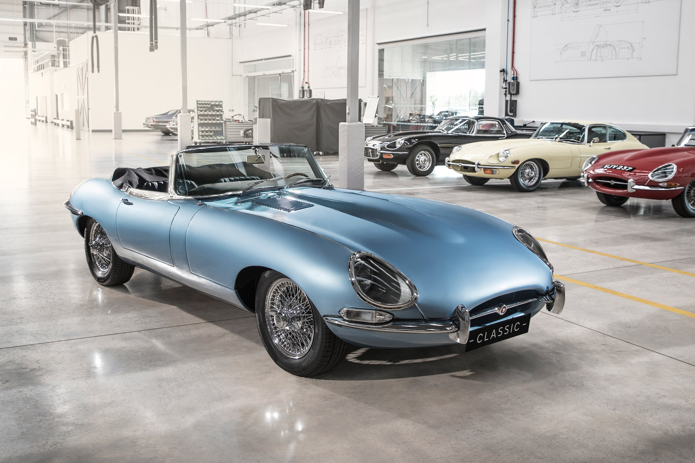 Jaguar E-Type Zero - front static