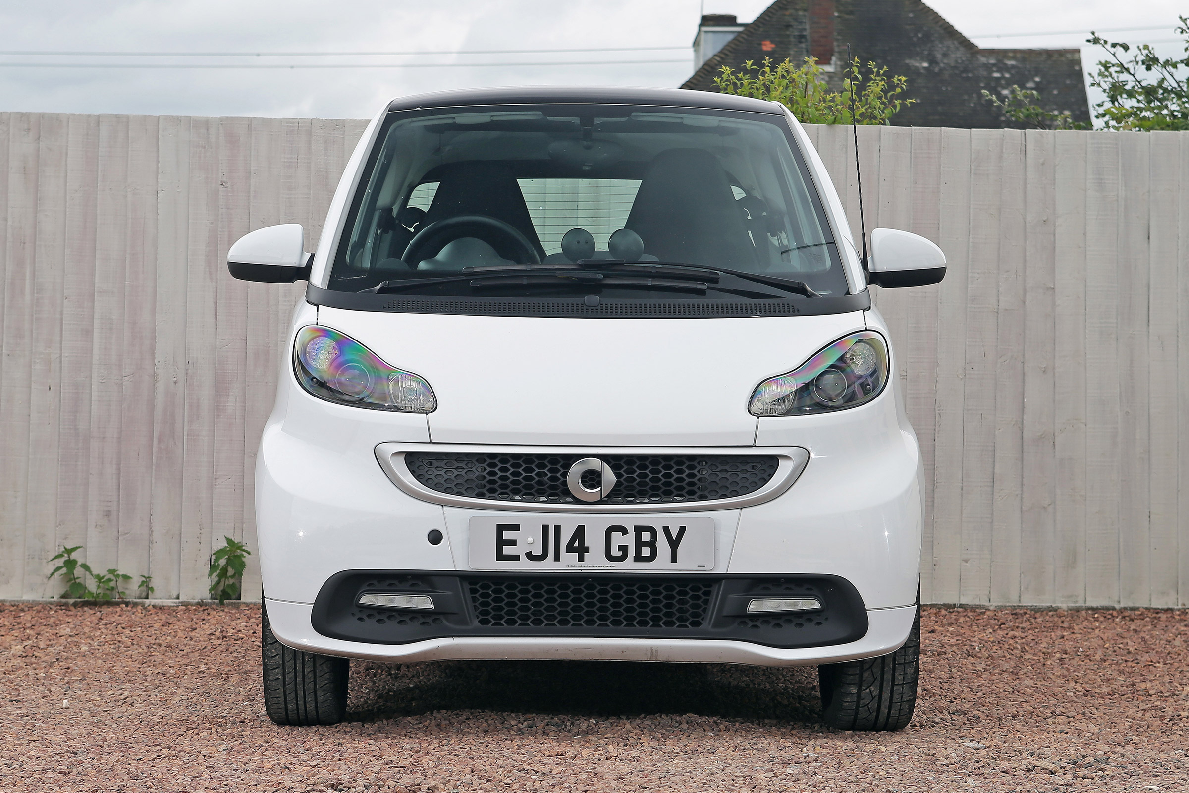 Used Smart ForTwo - full front