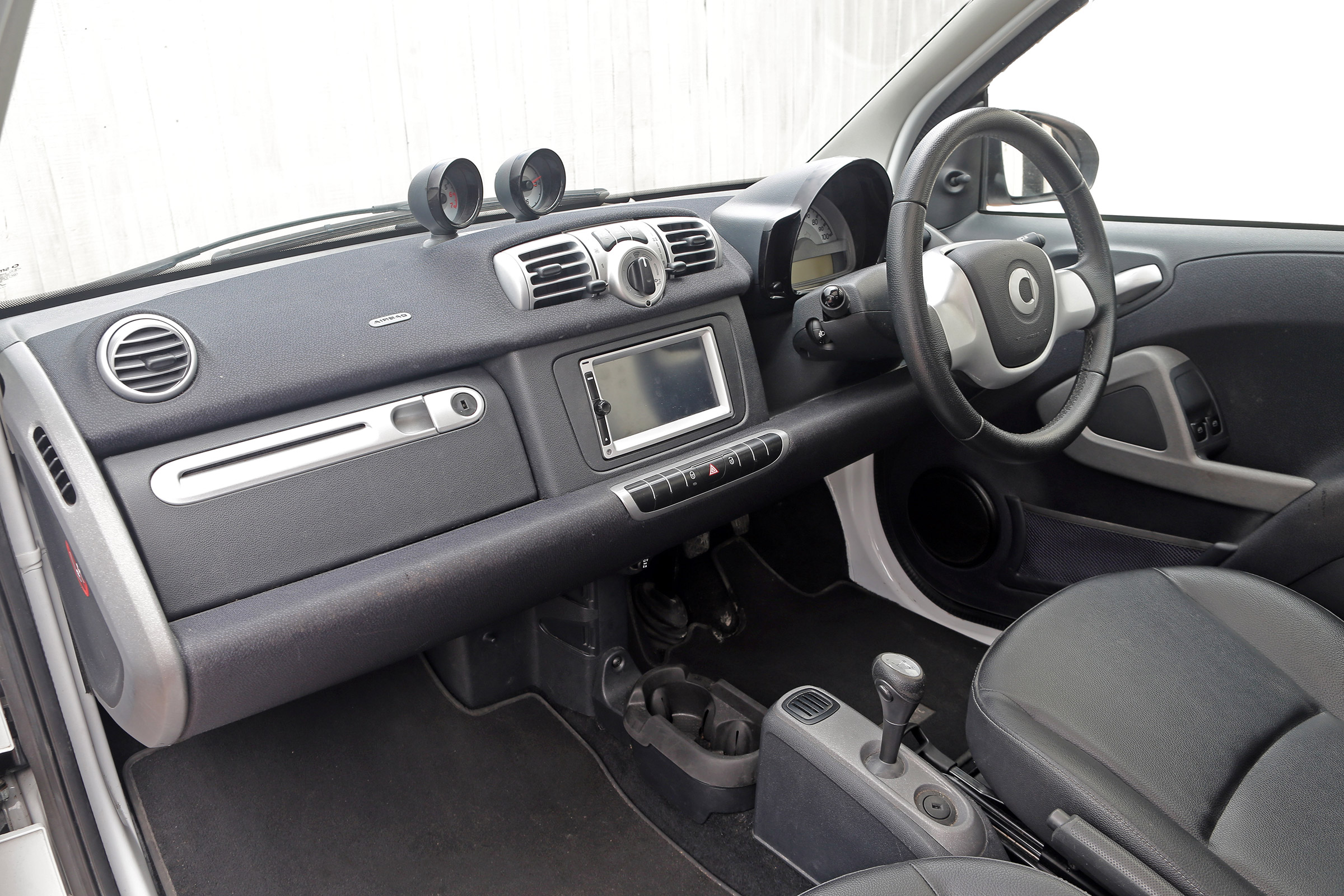 Used Smart ForTwo - dash