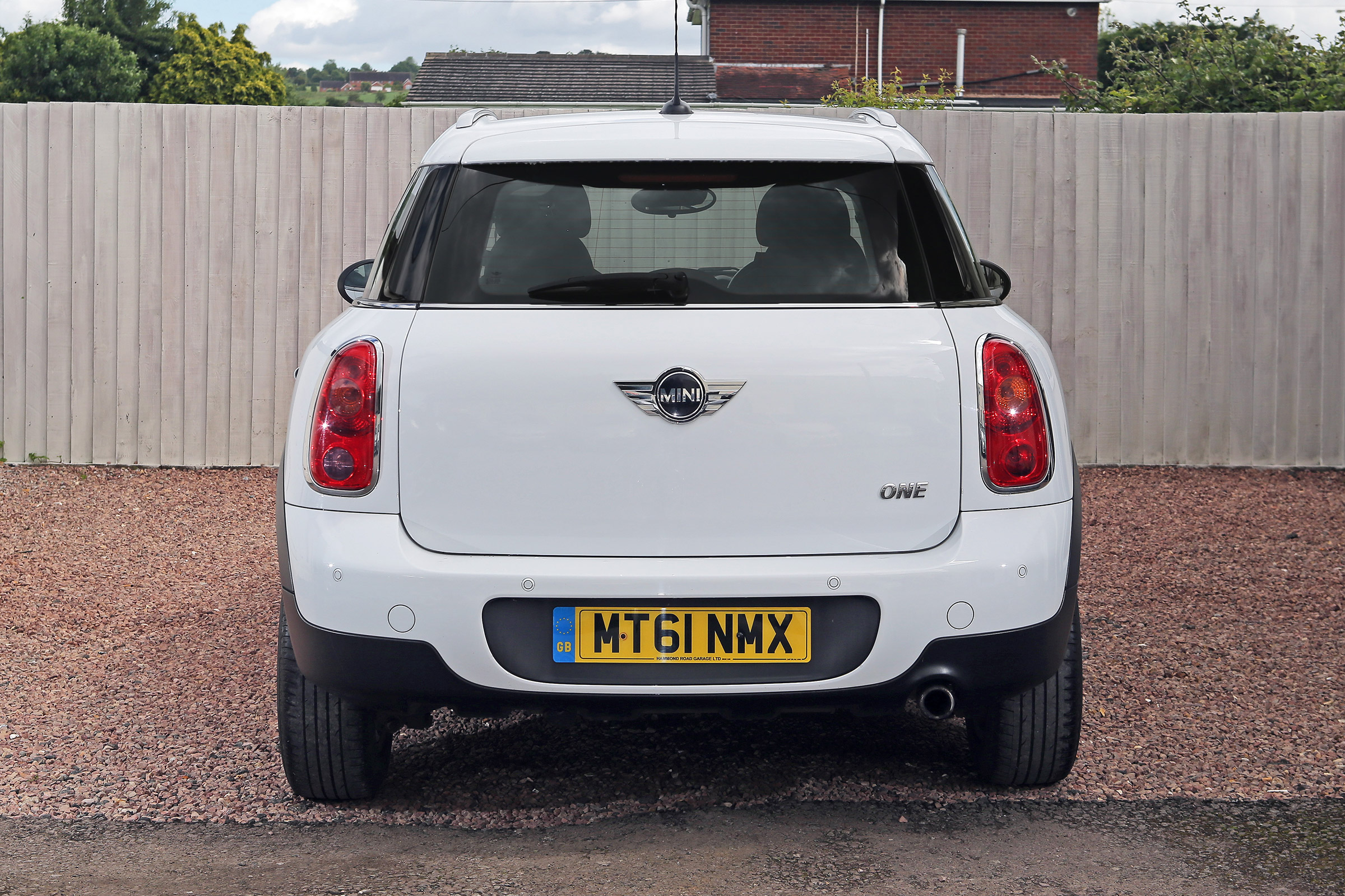 Used MINI Countryman - full rear