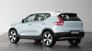 Volvo XC40 - Amazon Blue rear