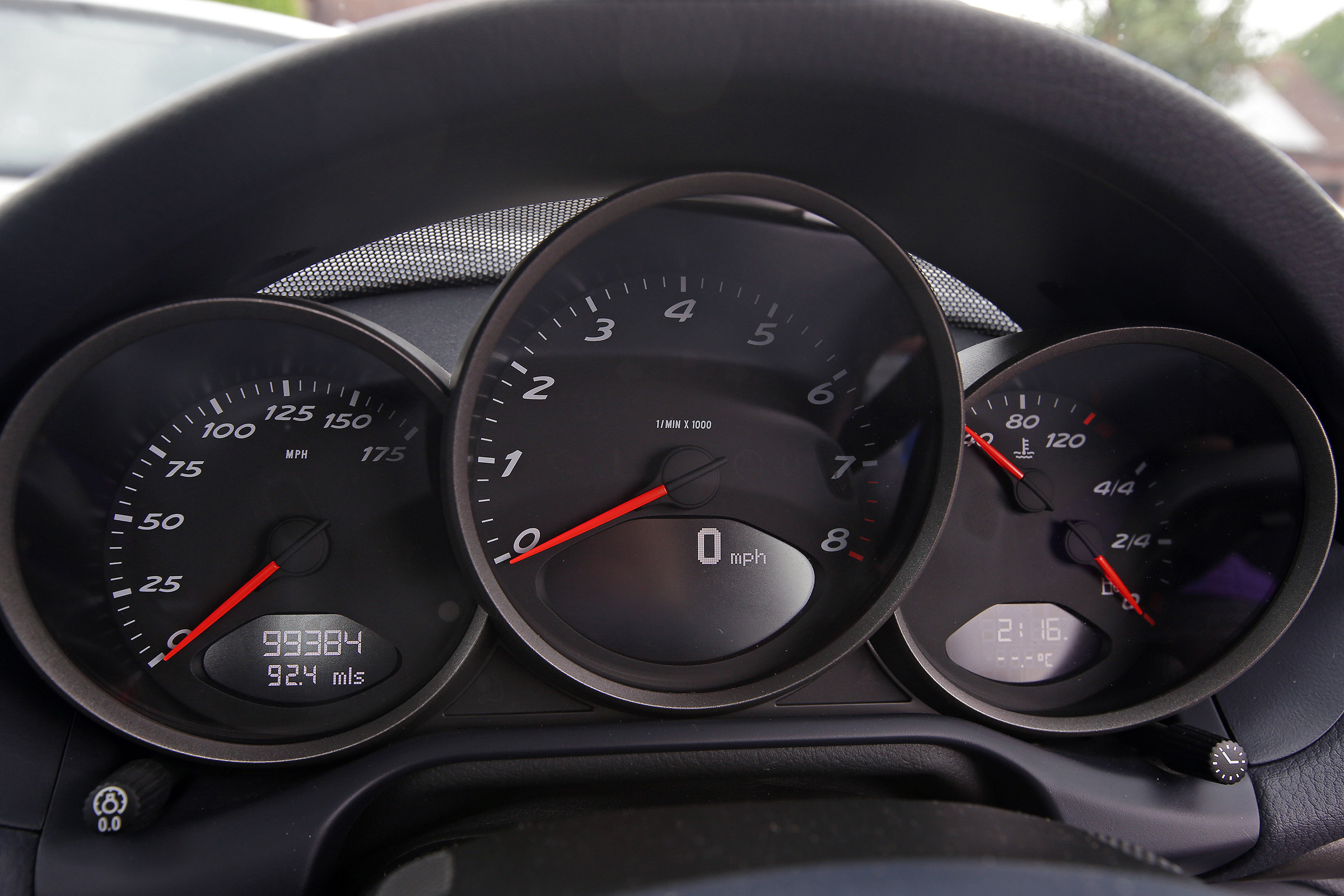 Used Porsche Boxster - dials