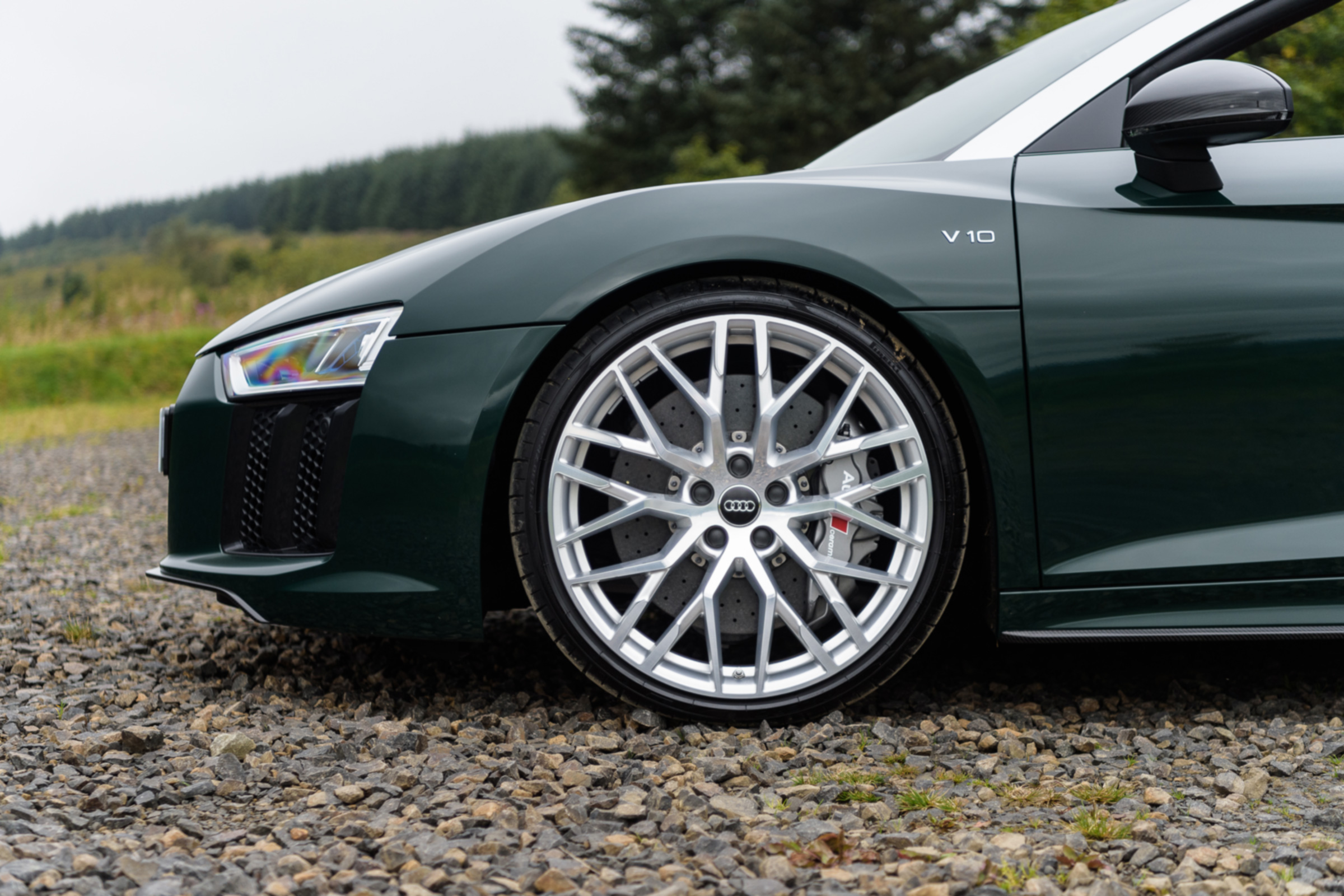 Audi R8 Spyder V10 plus - front wing