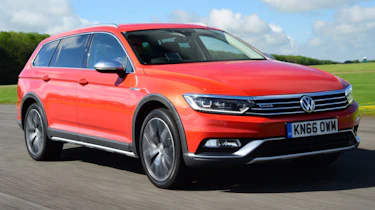 Volkswagen Passat Alltrack - front