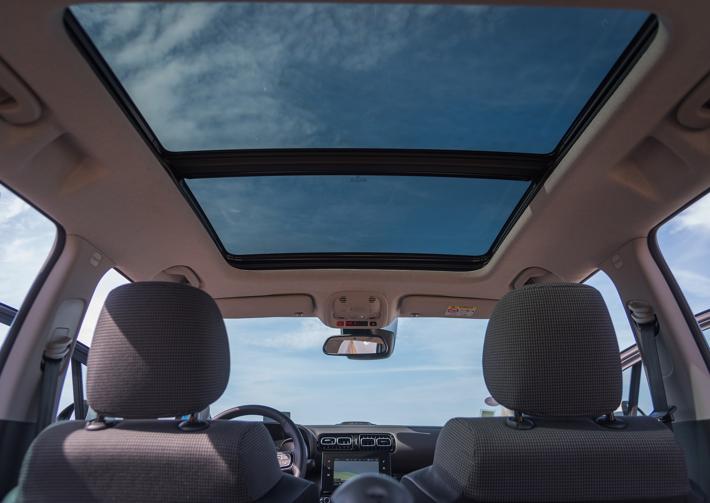Citroen C3 Aircross - panoramic roof