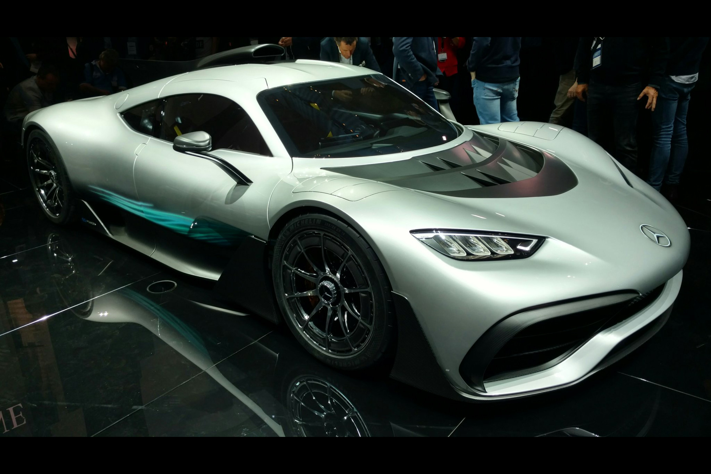 Mercedes-AMG Project One Frankfurt - side
