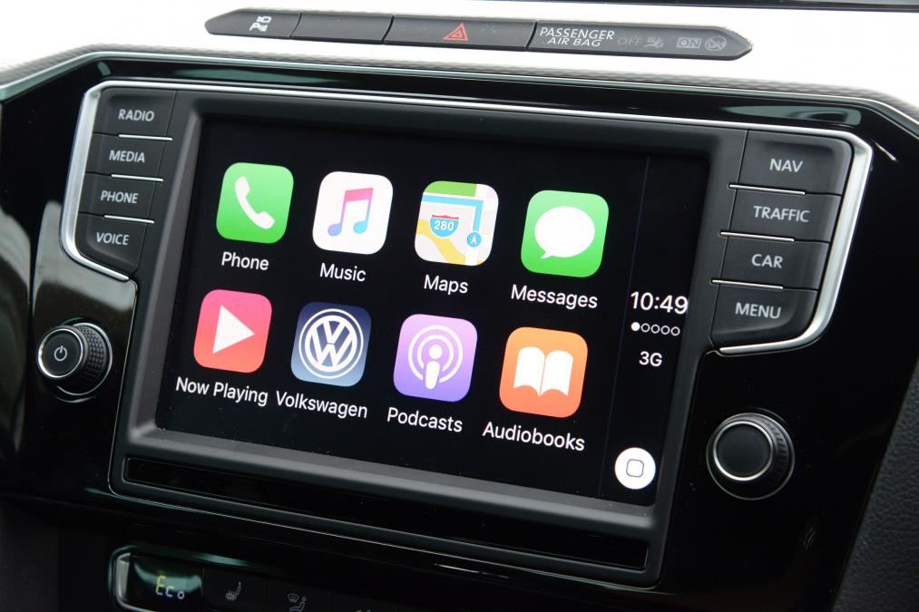 Volkswagen Passat GTE - Apple CarPlay