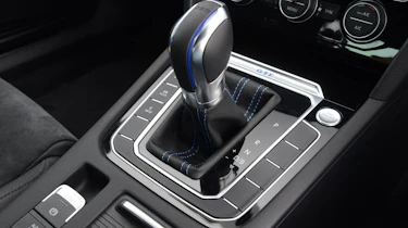 Volkswagen Passat GTE - transmission
