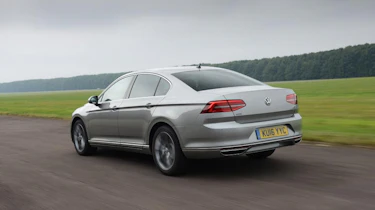 Volkswagen Passat GTE - rear