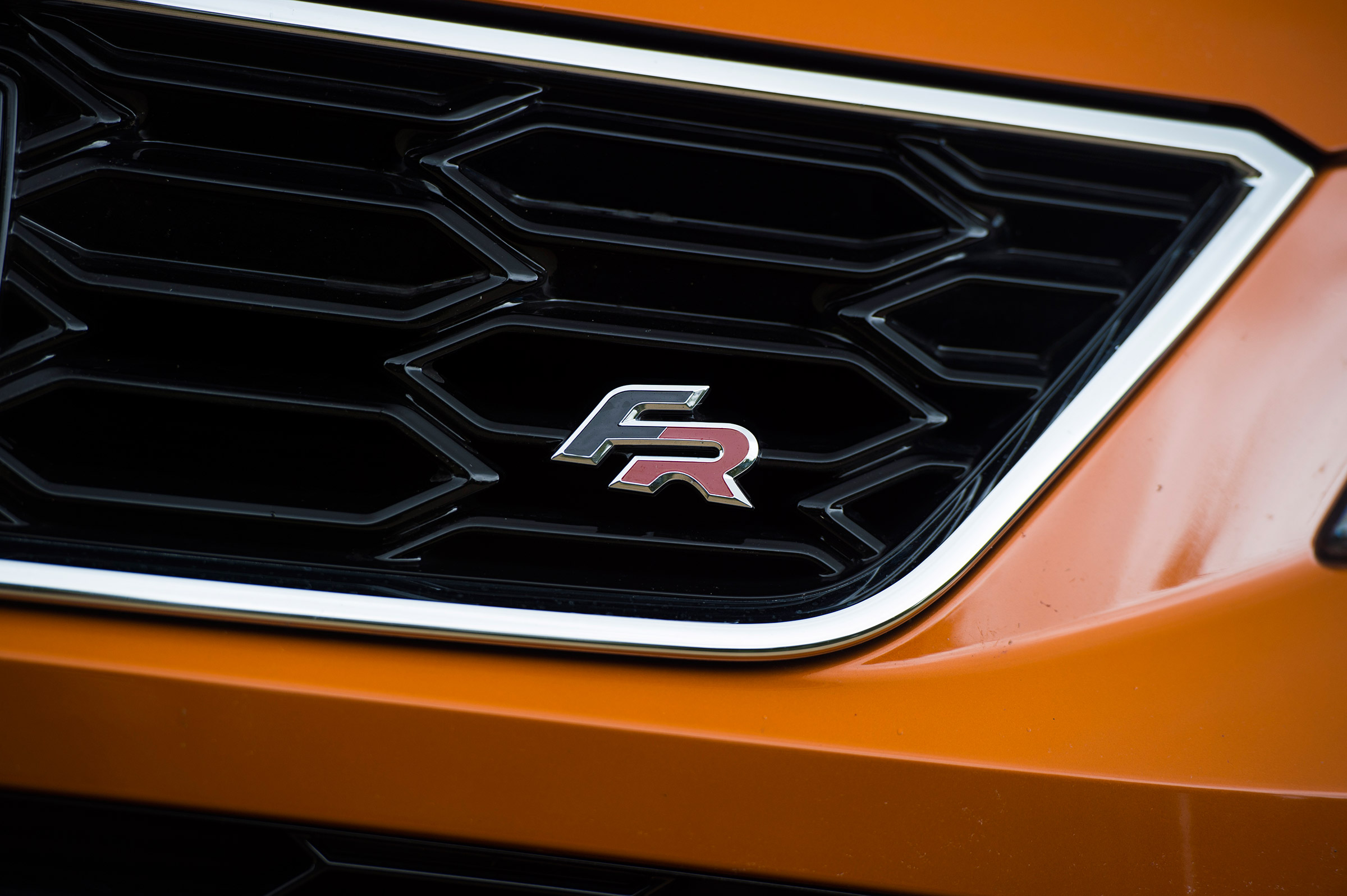 SEAT Ateca FR - FR badge