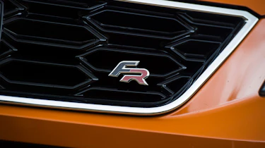 SEAT Ateca FR - FR badge