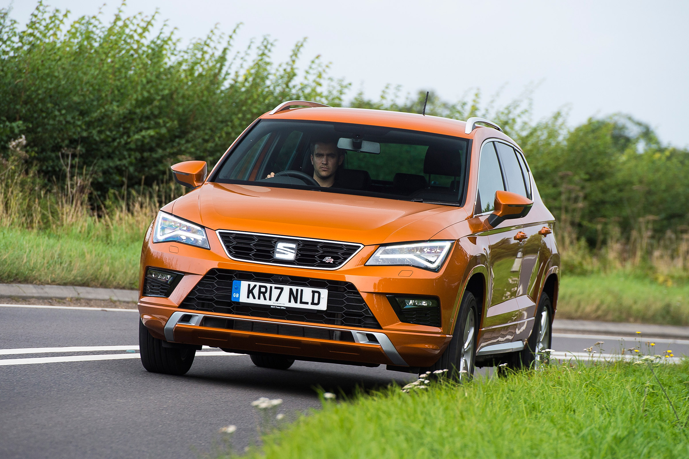 SEAT Ateca FR - front cornering