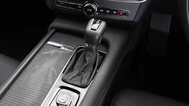 Volvo S90 long term test first report - transmission