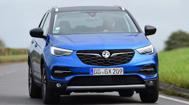 Vauxhall Grandland X - front cornering