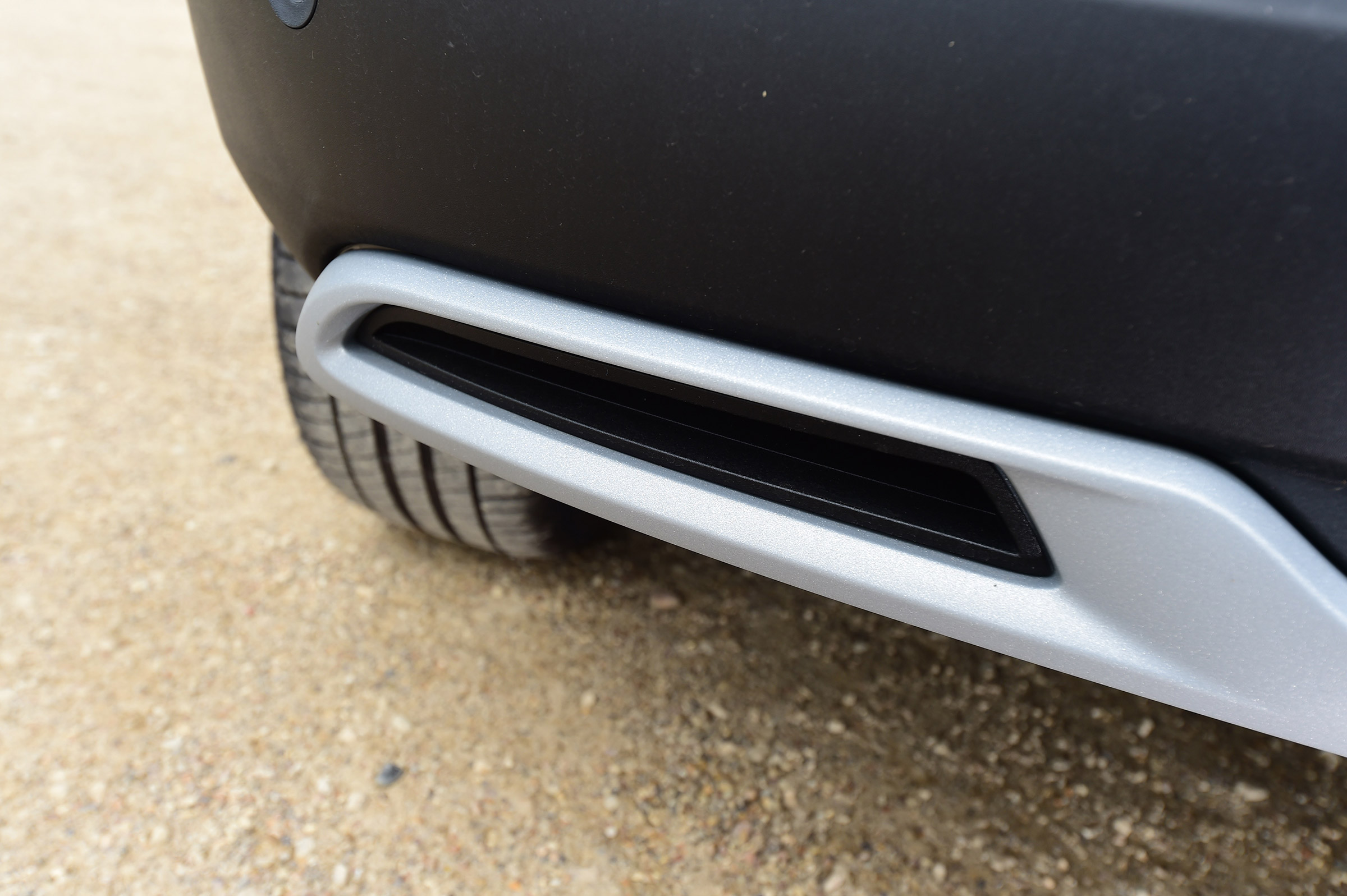 Vauxhall Grandland X - exhaust