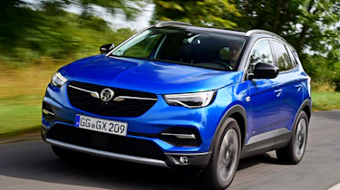 Vauxhall Grandland X - front
