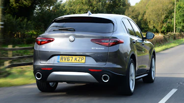 Alfa Romeo Stelvio - rear