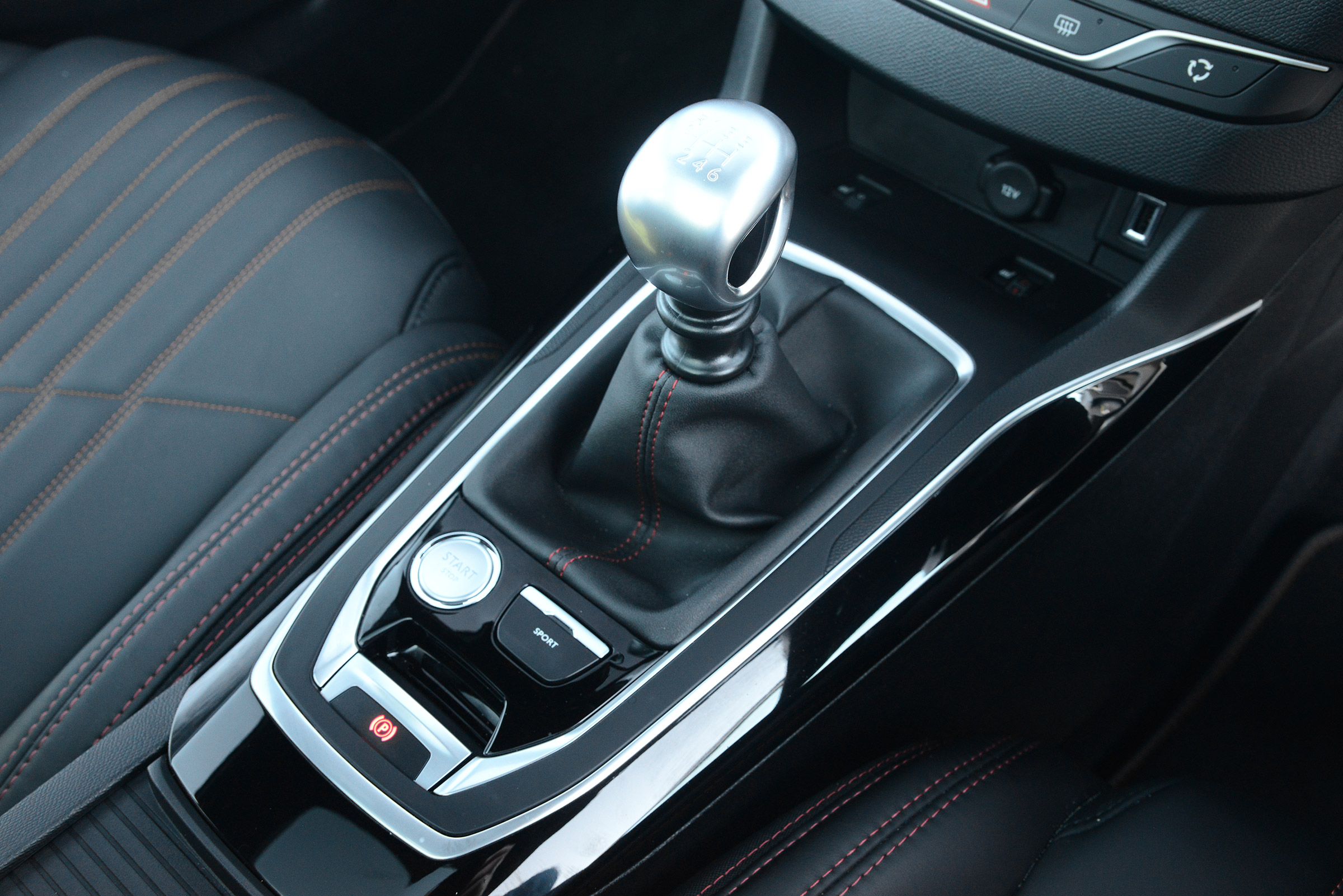 Peugeot 308  - transmission