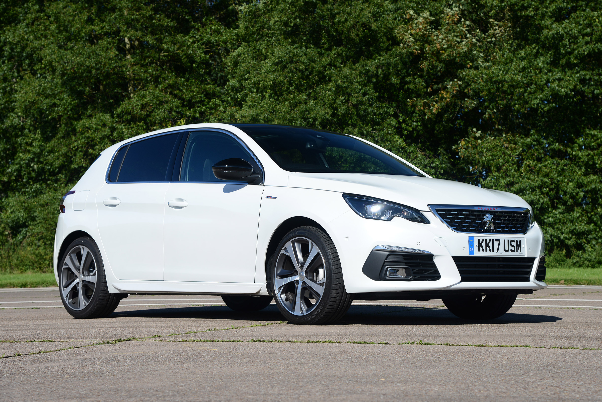 Peugeot 308  - front static