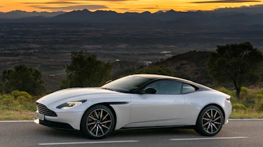 Aston Martin DB11 V8 - side sunset