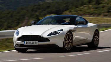 Aston Martin DB11 V8 - front