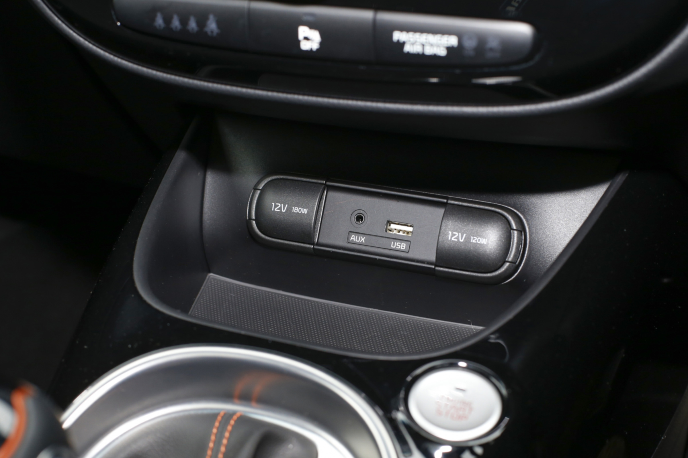 Kia Soul Sport - USB
