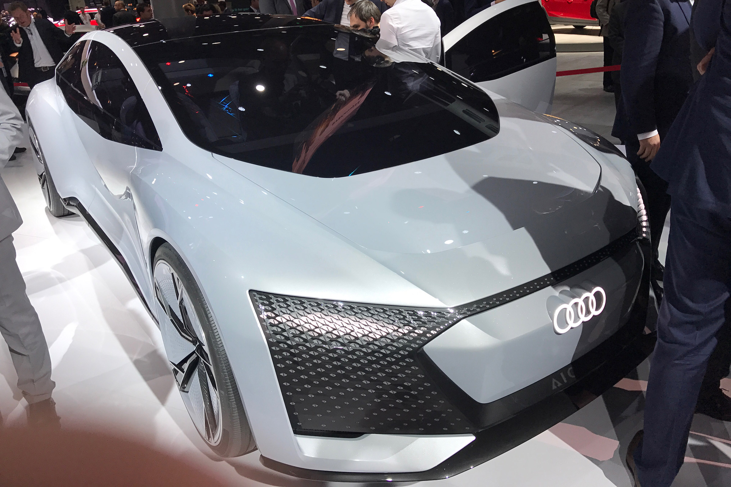 Audi Aicon concept - show front