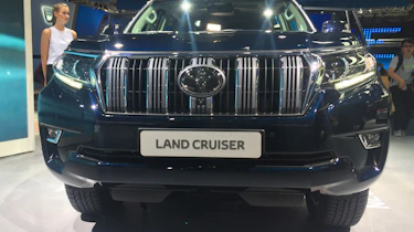 Toyota Land Cruiser - Frankfurt full front