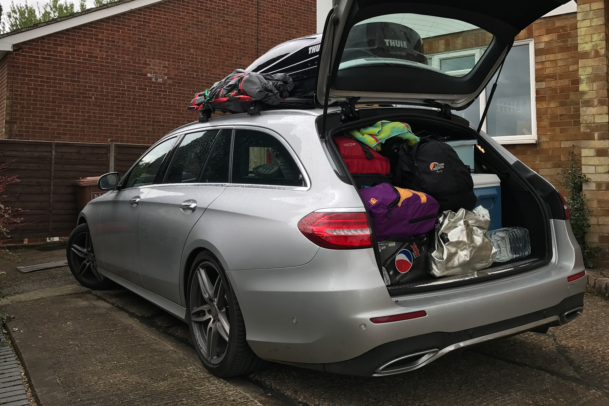Mercedes E-Class Estate long term - second report full load