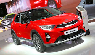 Kia Stonic - Frankfurt red front