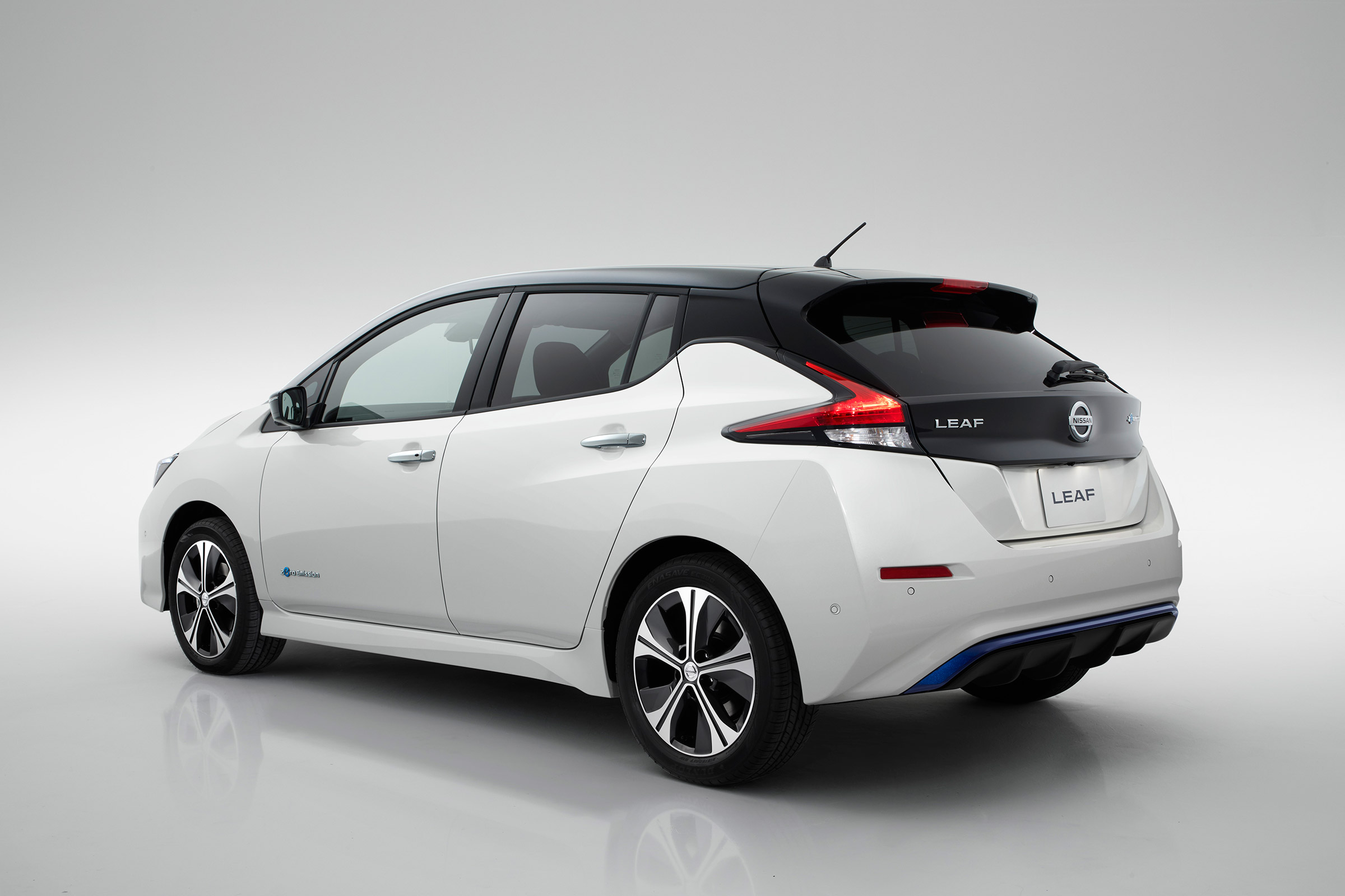 New Nissan Leaf - rear