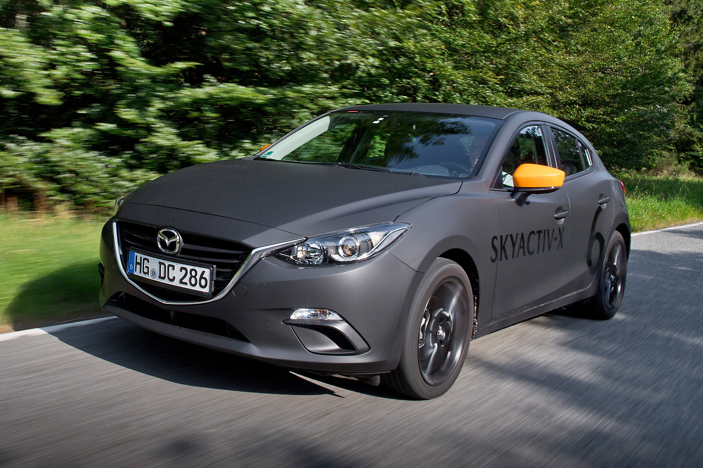 Mazda SKYACTIV-X prototype - front tracking