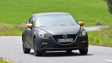 Mazda SKYACTIV-X prototype - front panning