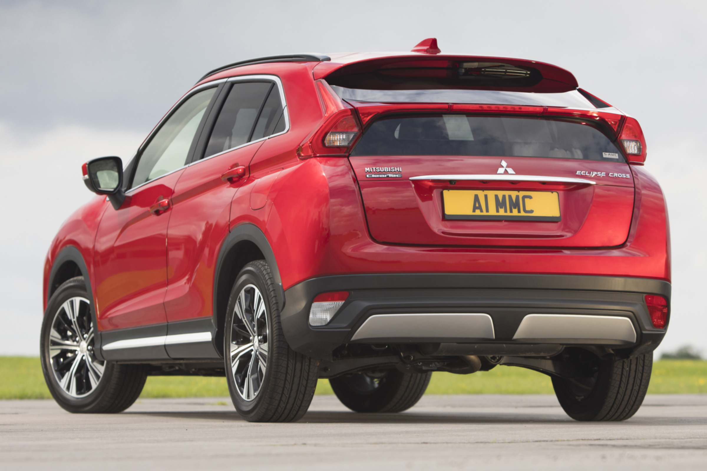 Mitsubishi Eclipse Cross - boot static