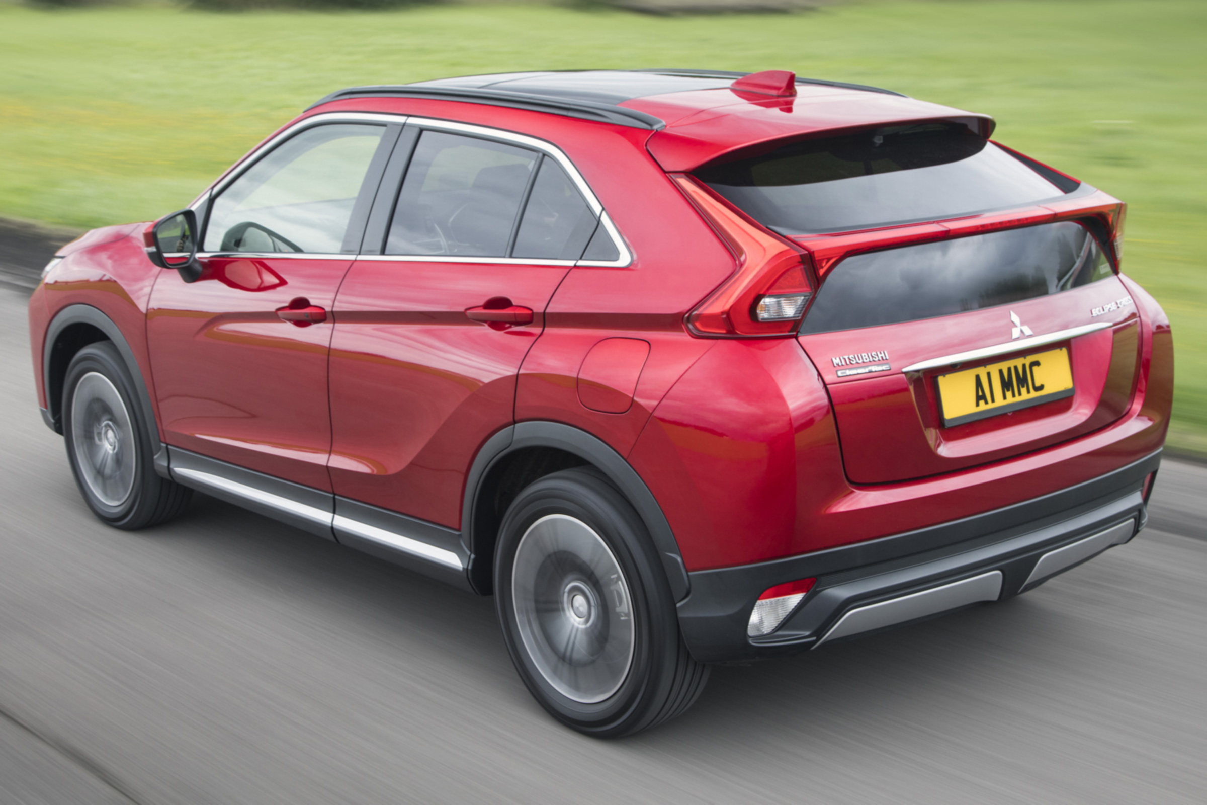 Mitsubishi Eclipse Cross - rear action