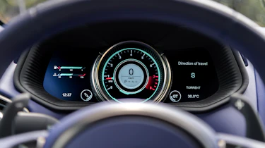 Aston Martin DB11 V8 - dials