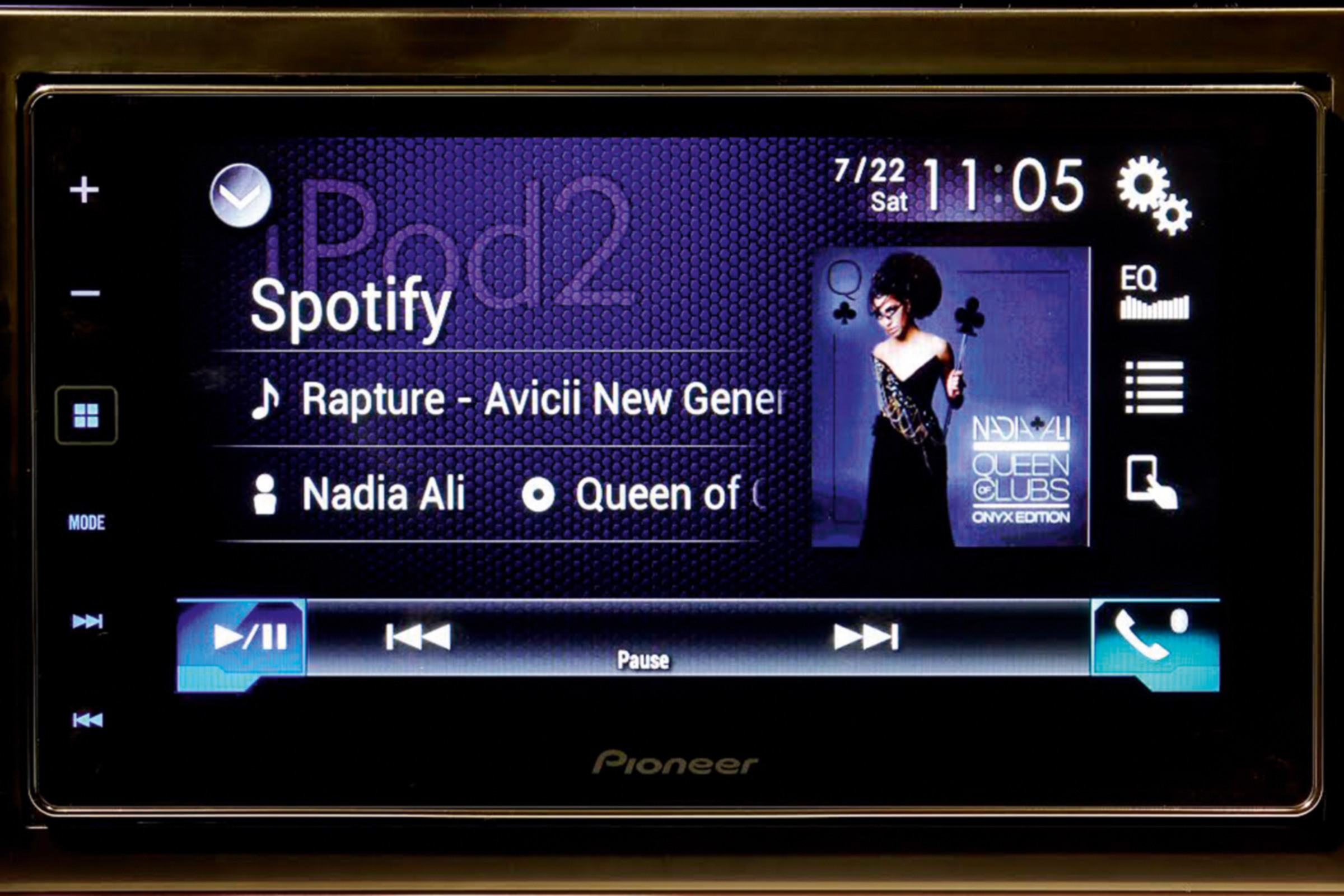 Car stereo - Pioneer SPH-DA120