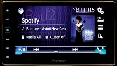Car stereo - Pioneer SPH-DA120