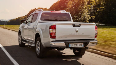 Renault Alaskan - rear