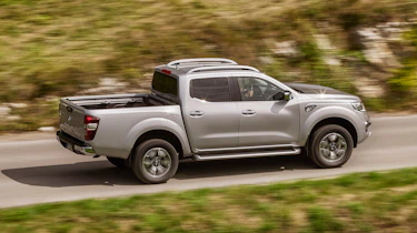 Renault Alaskan - side action